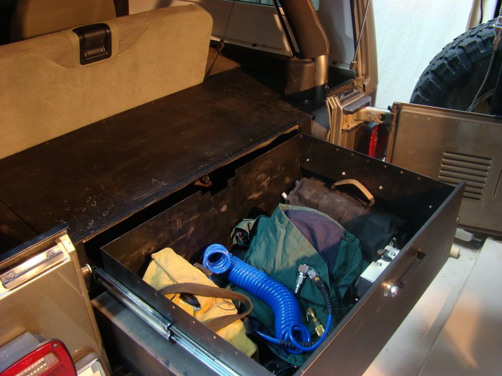 Trunk002.jpg