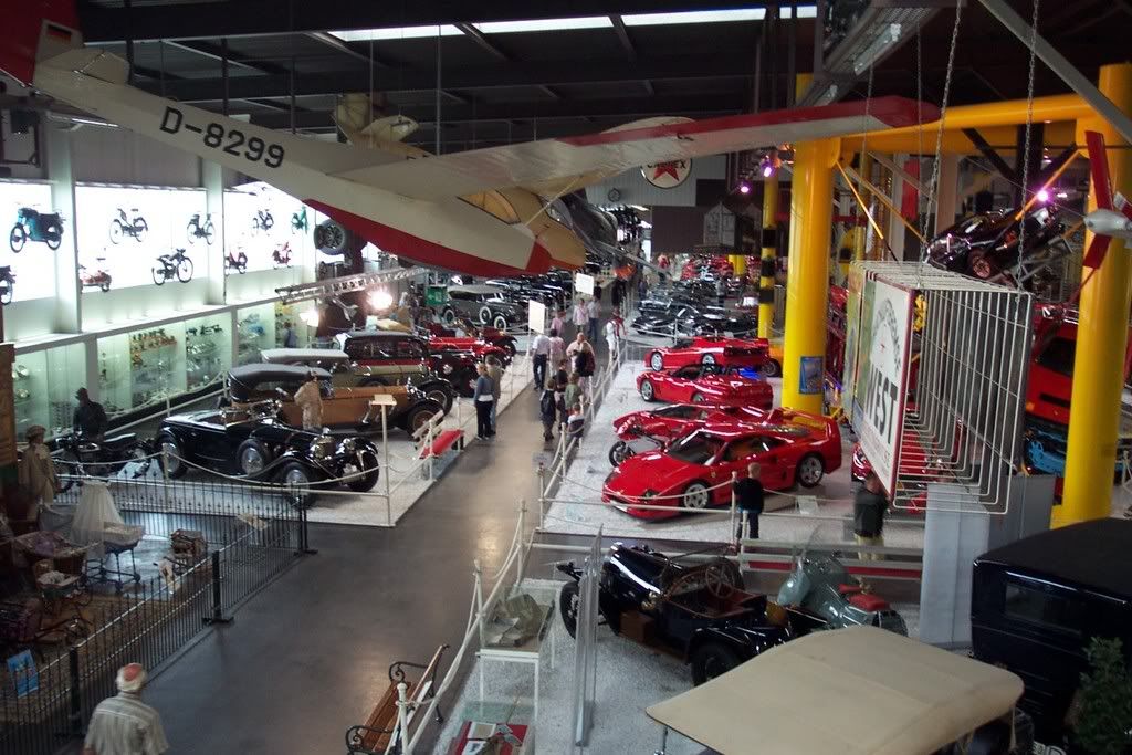 http://i197.photobucket.com/albums/aa102/oldbus64/Sinsheim/mm087.jpg