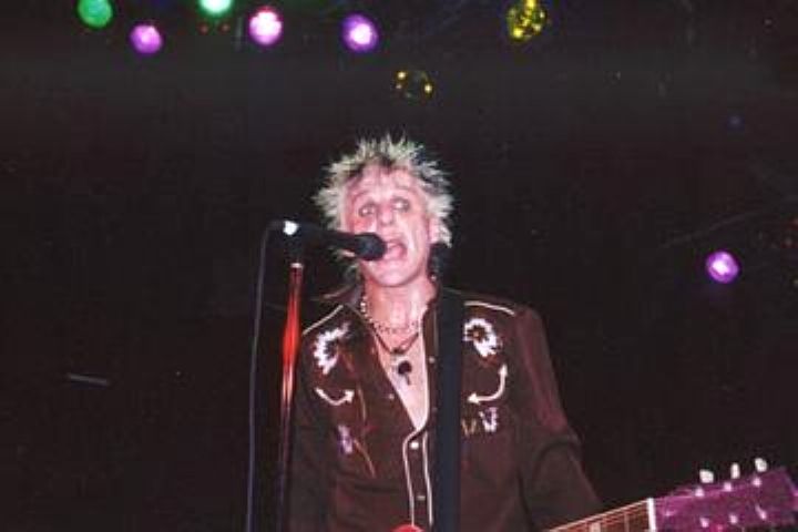 C.C.DEVILLE "My Main Priority Right Now Is Singing"