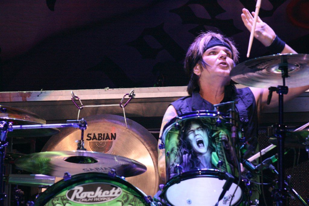 RIKKI ROCKETT "I Would Have Done Differently About a Lot Of Stuff"