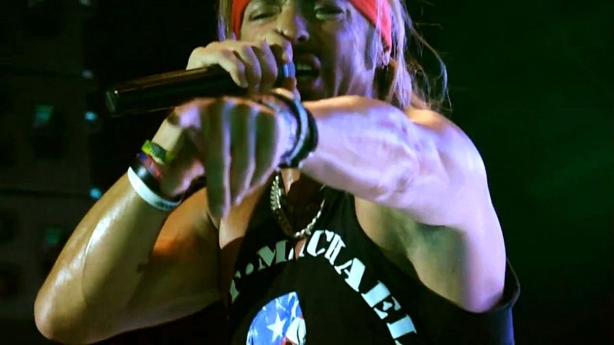 BRET MICHAELS Still Sees "Something Amazing Happening" For POISON In The Future