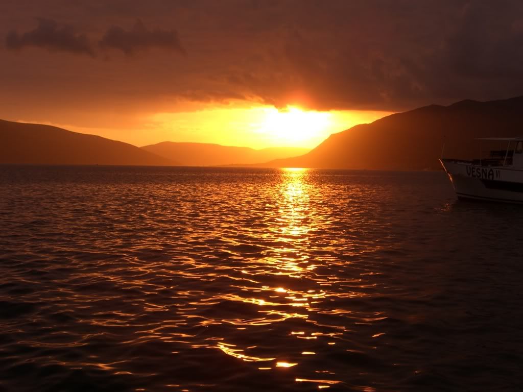 ws_Sunset_1600x1200.jpg