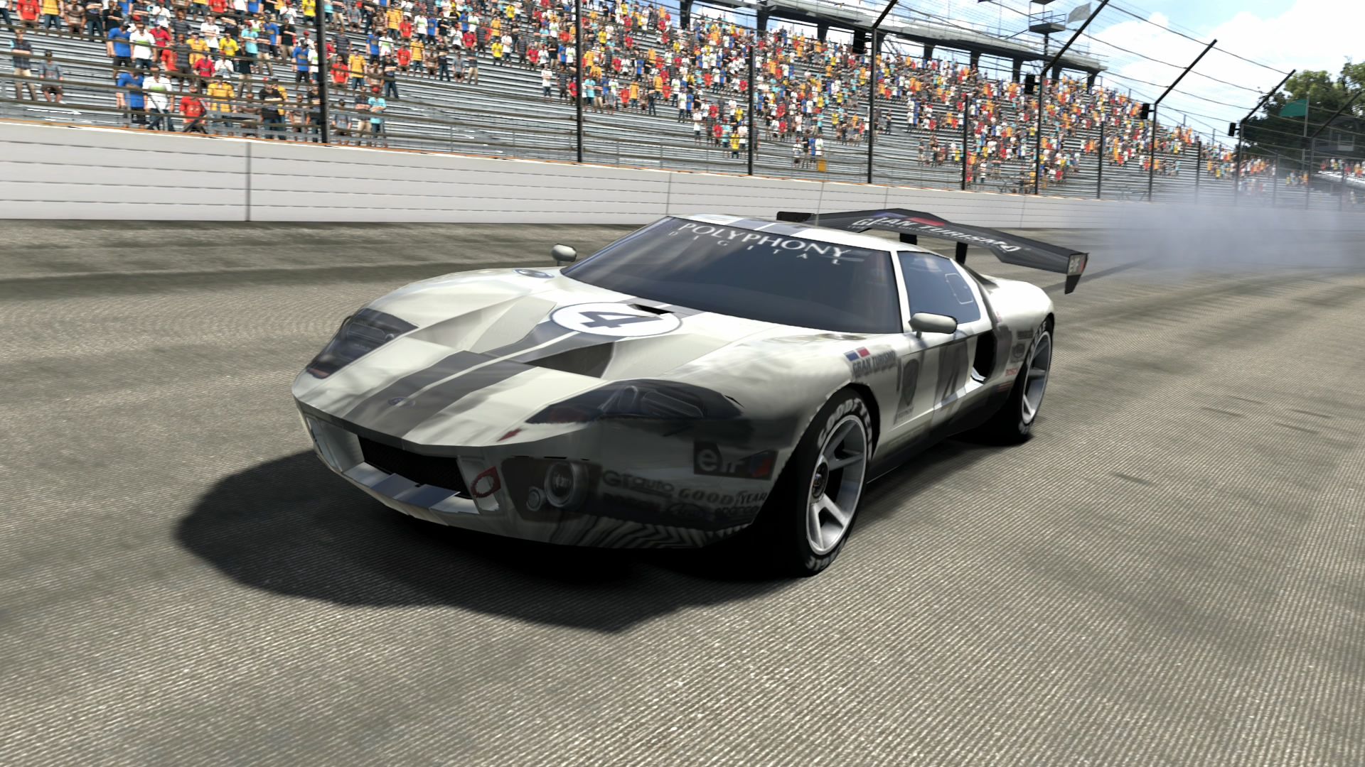 GT5GT40StandardDamaged-2.jpg