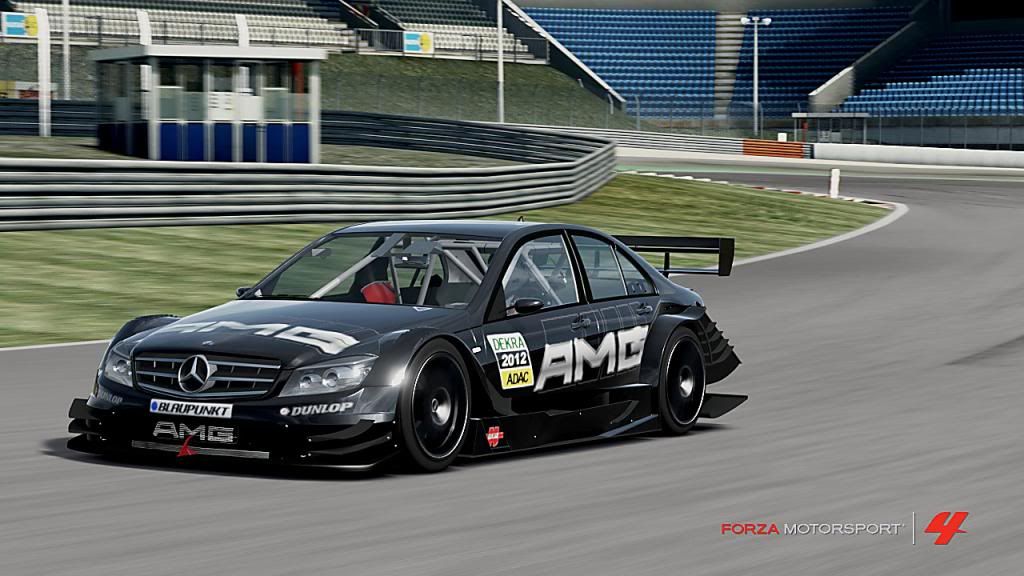 forza-motorsport-4-mercedes-benz-amg-class-touring-car-par-mathdels-193189.jpg~original
