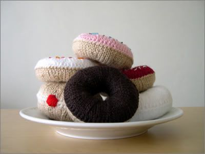 knit donuts