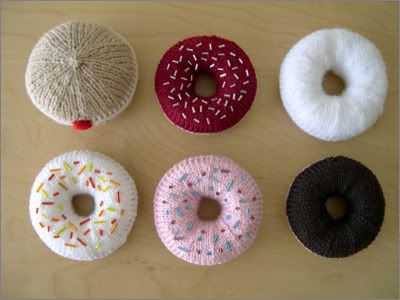 knit donuts