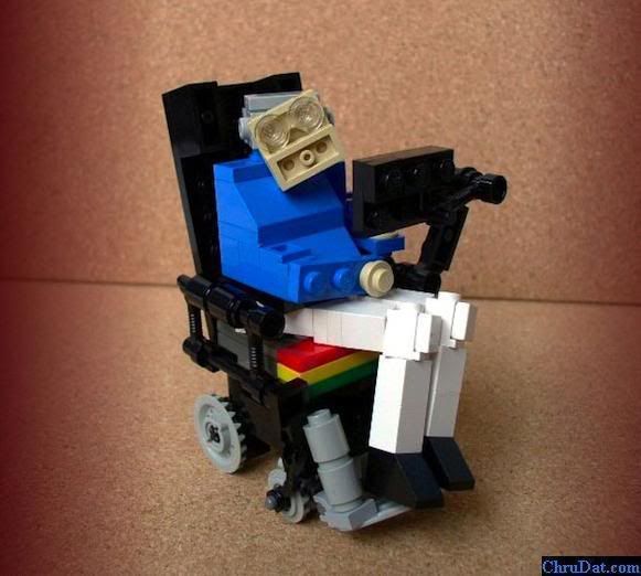 stephenhawkinglego.jpg