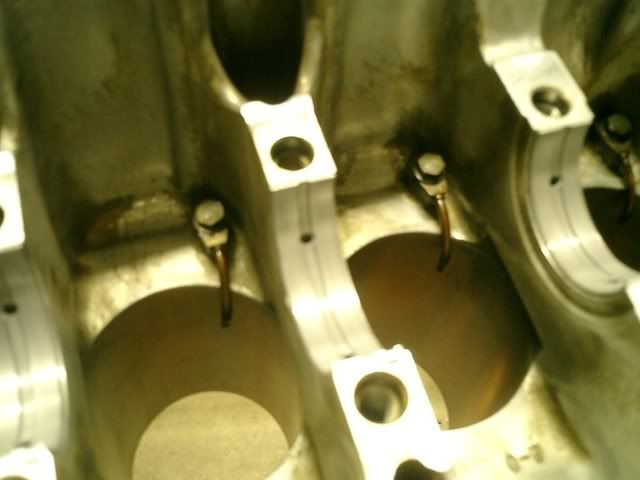 http://i197.photobucket.com/albums/aa271/shrekb18/CRX307.jpg?t=1232170060