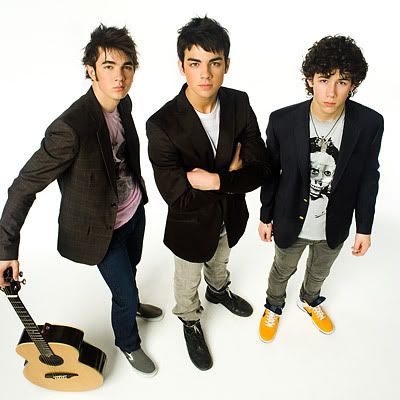  Gossip Band on Jonas Brothers  Jonas Brothers Hot Wallpapers And Gossip News