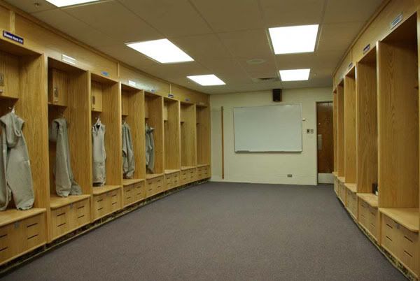 Mens-Locker-1.jpg