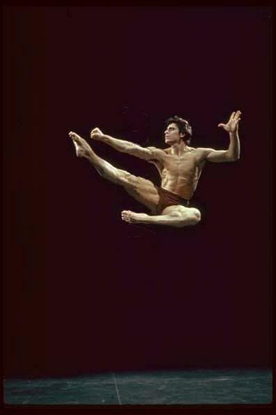 Image hotlink - 'http://i197.photobucket.com/albums/aa314/popularlibrary/New%20York%20City%20Ballet%20mid%2060s-early%2070s/prodigalson-nycb-villella-1.jpg' Image hotlink - 'http://i197.photobucket.com/albums/aa314/popularlibrary/New%20York%20City%20Ballet%20mid%2060s-early%2070s/prodigalson-nycb-villella-1.jpg'