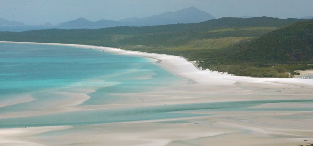 IMAGE: http://i197.photobucket.com/albums/aa37/ThomasEd/Landscapes/DSC_0020.jpg