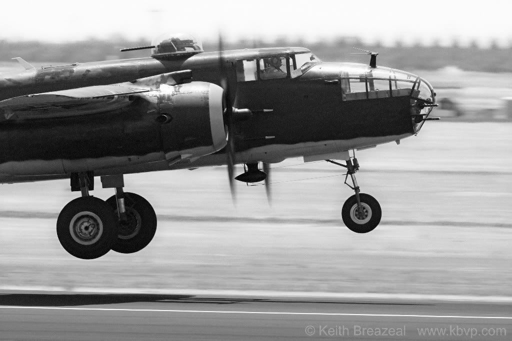 IMAGE: http://i197.photobucket.com/albums/aa5/KBVP/B-25ExecutiveSweetTakeoffBW.jpg