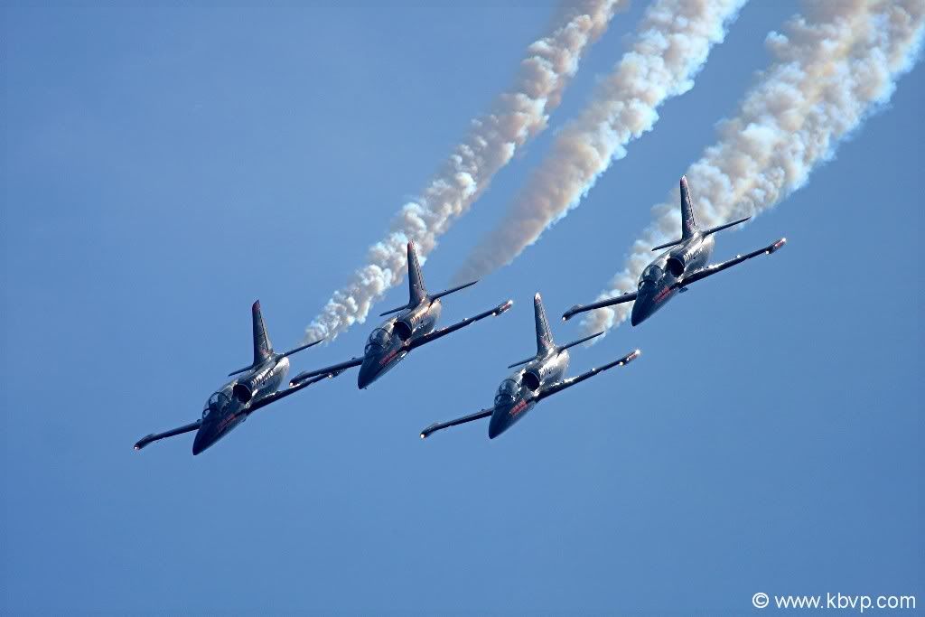 IMAGE: http://i197.photobucket.com/albums/aa5/KBVP/IMG_2390.jpg