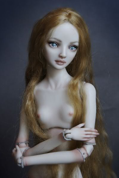 http://i197.photobucket.com/albums/aa74/without_wish/Dolls/intkuklis06.jpg