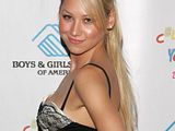 ANNA KOURNIKOVA